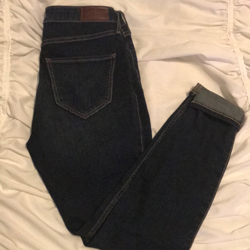 Hollister Jeans / crops - Picture 2 of 5